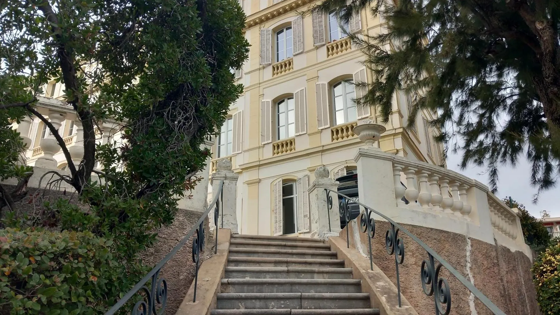 Spacious 2-Bedroom Apartment Cannes 0*,  France